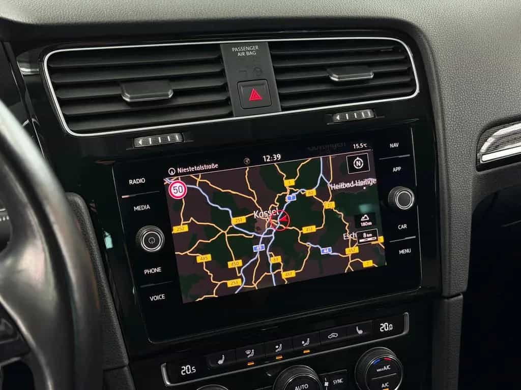 Volkswagen Golf VII Variant Highline DSG Massage ACC Navi17 12/2019-photo-26