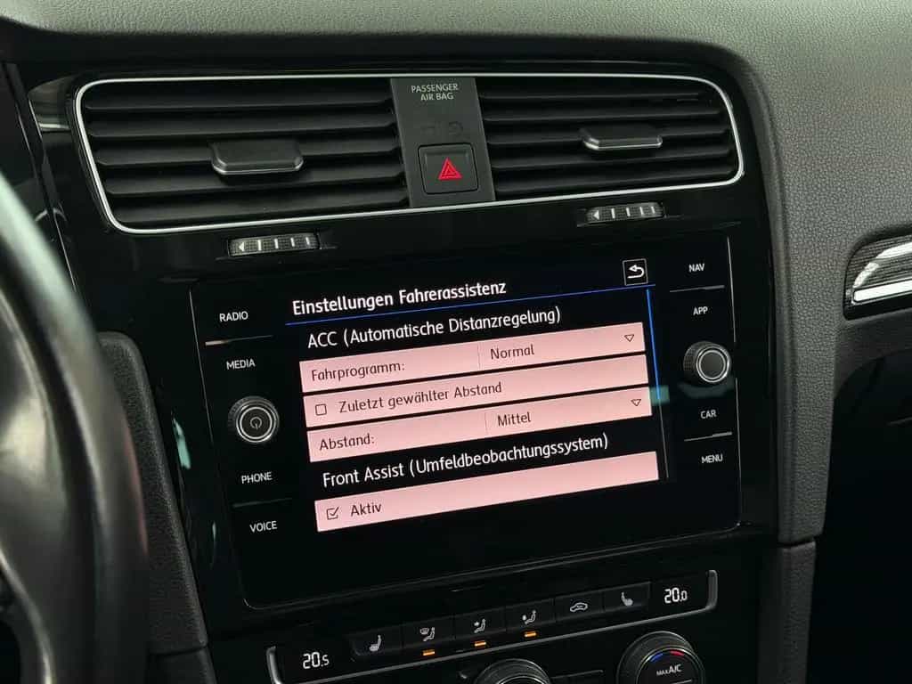 Volkswagen Golf VII Variant Highline DSG Massage ACC Navi17 12/2019-photo-33