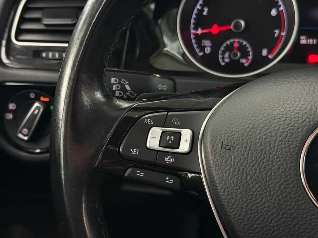 Volkswagen Golf VII Variant Highline DSG Massage ACC Navi17 12/2019-photo-35