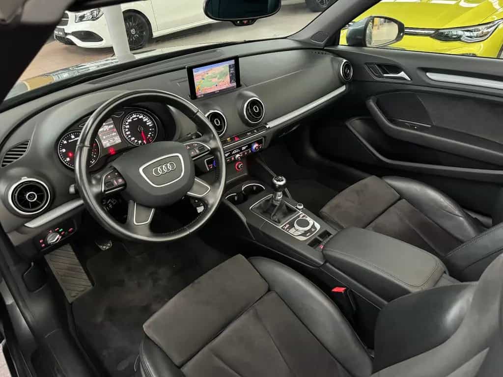 Audi A3 1.8 TFSI Ambiente Xenon Alcantara MMI + 18" 02/2015-photo-11
