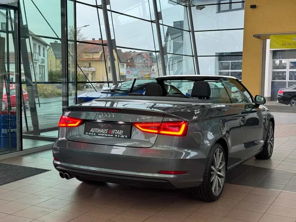 Audi A3 1.8 TFSI Ambiente Xenon Alcantara MMI + 18" 02/2015-photo-2