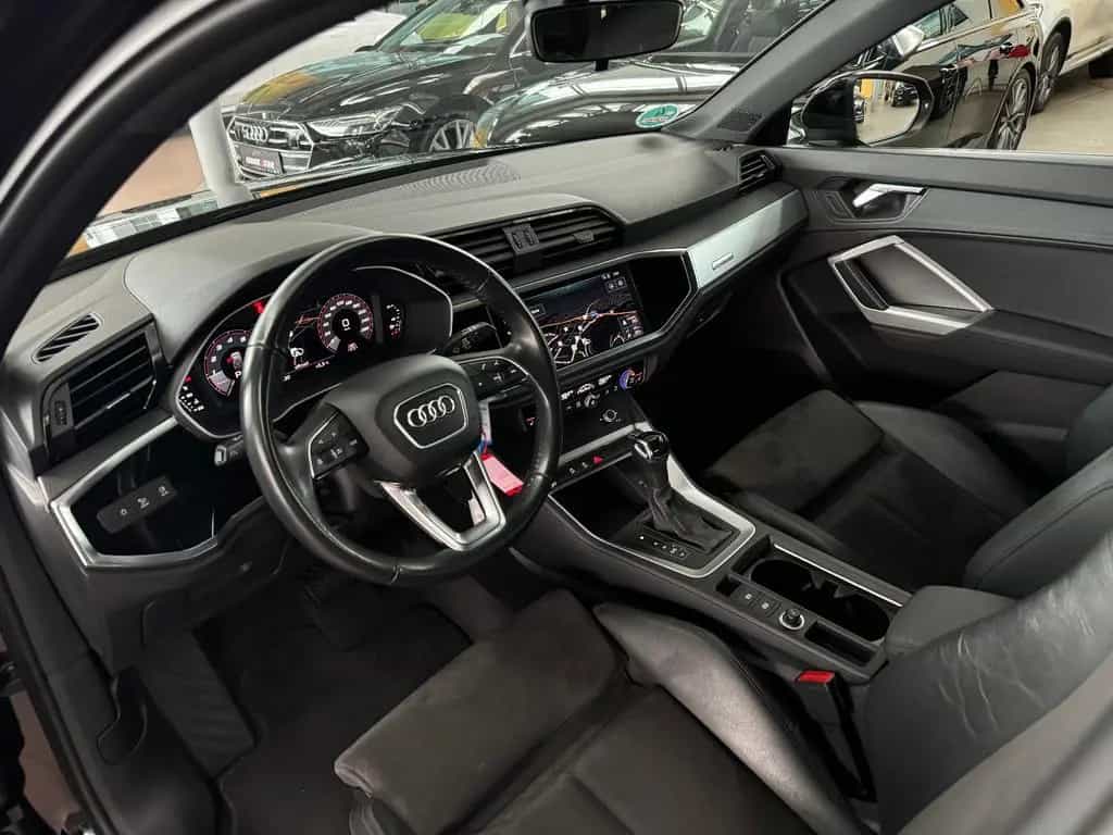Audi Q3 45 TFSI quattro S line Virtual 19" LED Navi 04/2019-photo-17