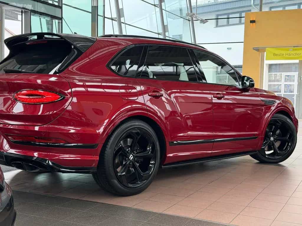 Bentley Bentayga V8 S NAIM Carbon Kristall 360° HUD 22" 04/2023-photo-24