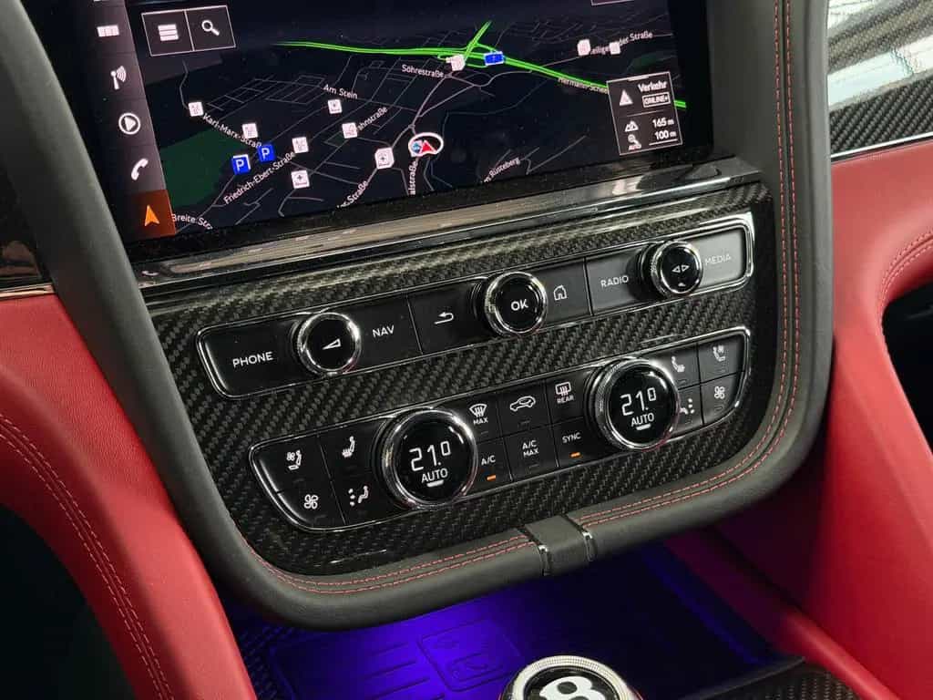 Bentley Bentayga V8 S NAIM Carbon Kristall 360° HUD 22" 04/2023-photo-46