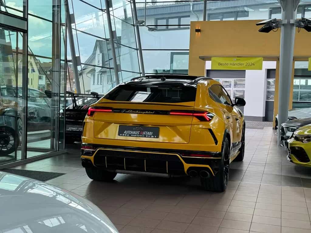 Lamborghini Urus Carbon Q-Citura Pano B&O HUD Ambiente 23" 07/2022-photo-3