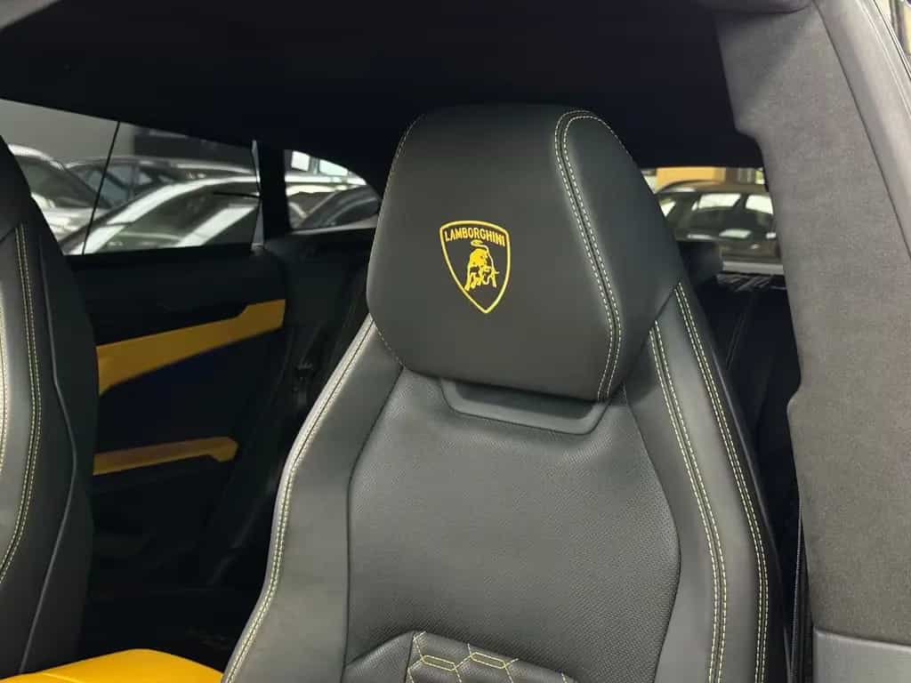 Lamborghini Urus Carbon Q-Citura Pano B&O HUD Ambiente 23" 07/2022-photo-39