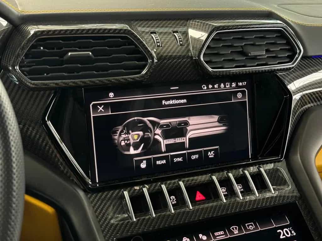 Lamborghini Urus Carbon Q-Citura Pano B&O HUD Ambiente 23" 07/2022-photo-48