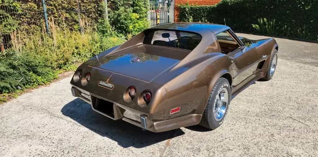 Corvette C3 Stingray 09/1976-photo-2
