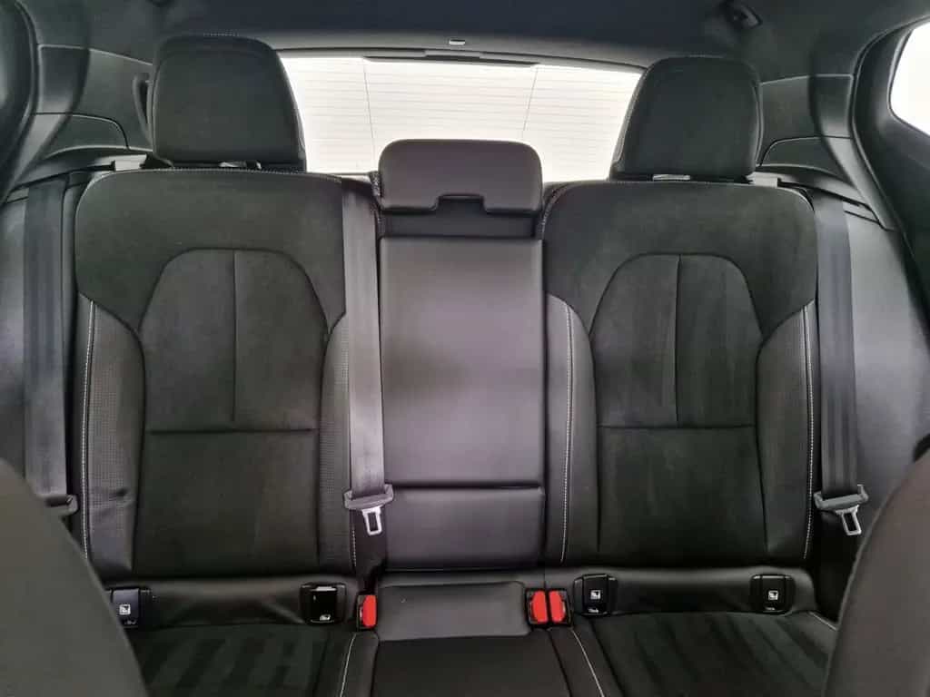 Volvo XC40 R-Design Automatik SHZ LED 11/2019-photo-13