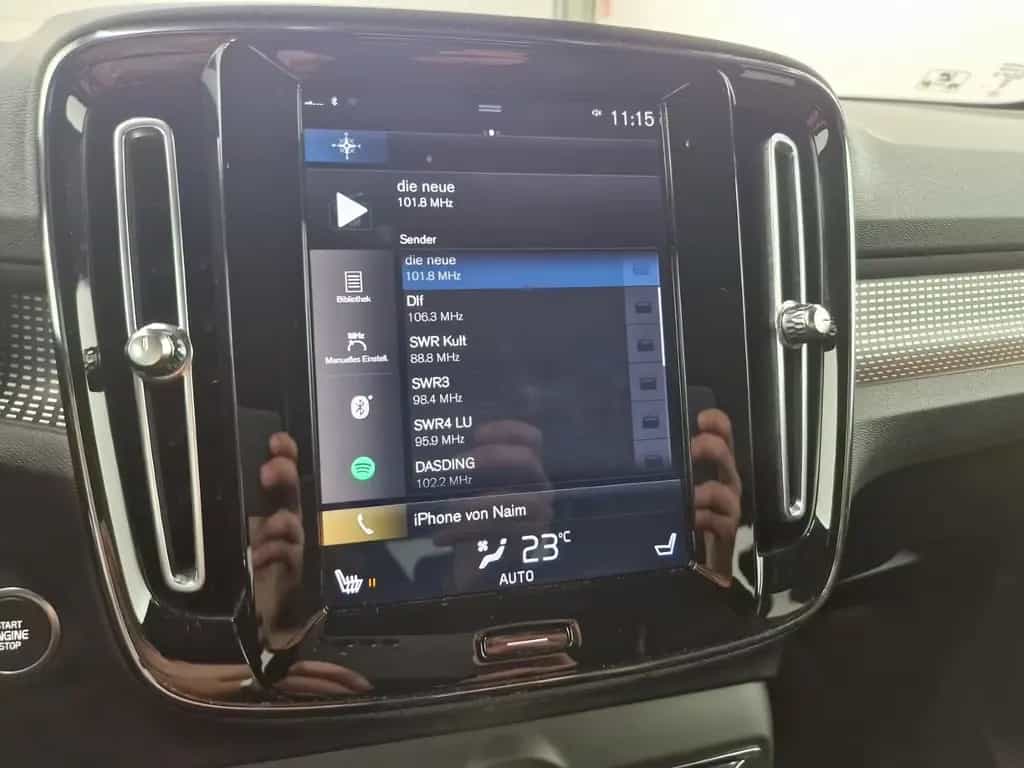 Volvo XC40 R-Design Automatik SHZ LED 11/2019-photo-19