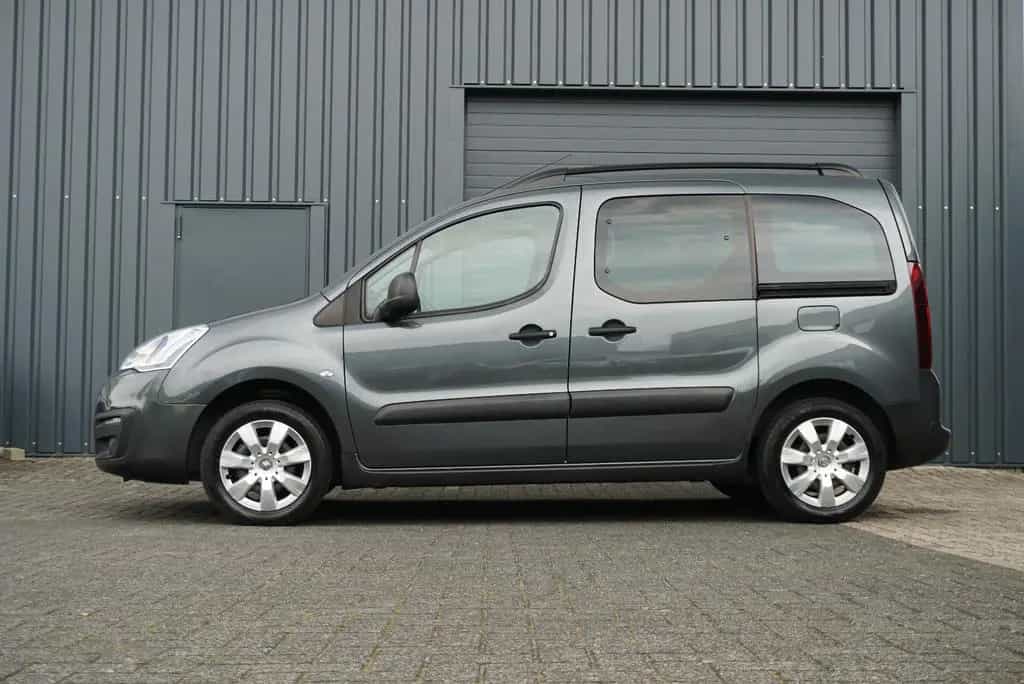 Citroën Berlingo Selection Klimaautomatik Tempomat LED 05/2017-photo-3