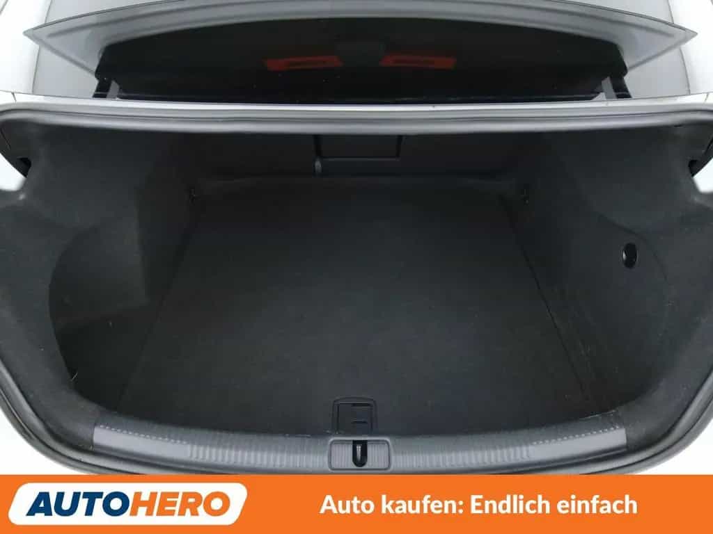 Audi A3 Limousine 35 TFSI S Line Sport *NAV*LED*TEMP* 05/2019-photo-17