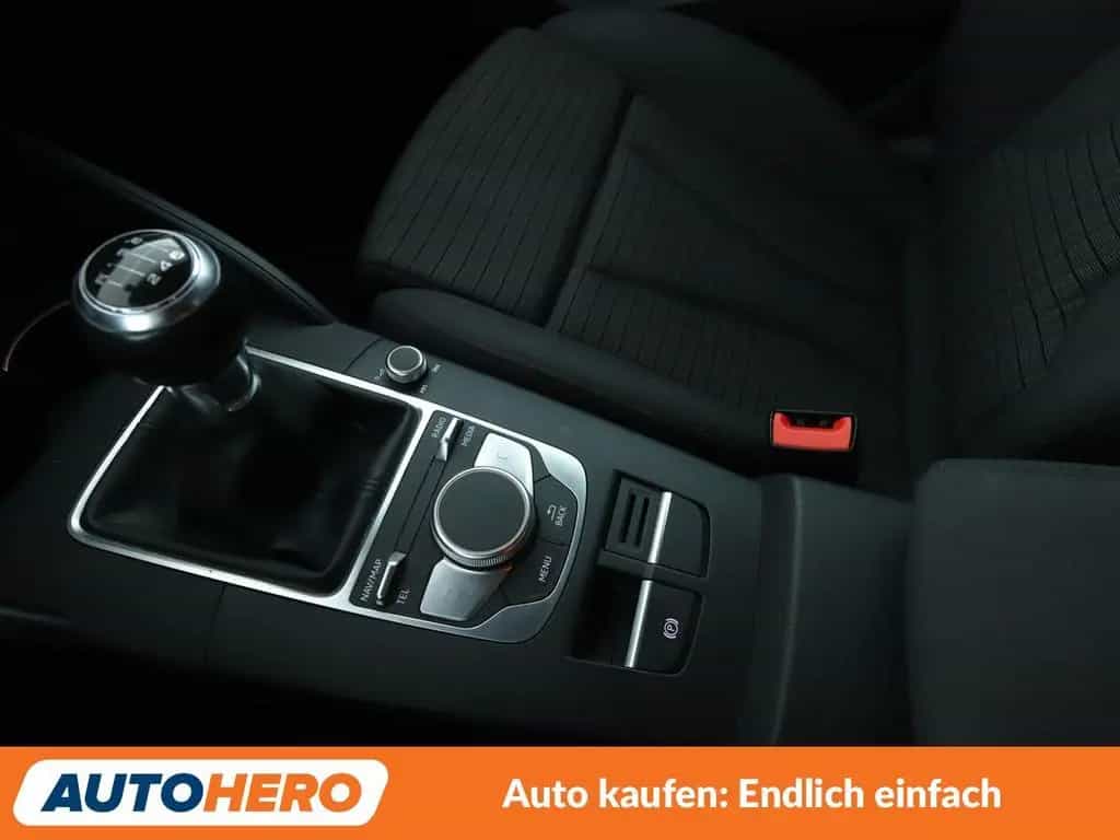 Audi A3 Limousine 35 TFSI S Line Sport *NAV*LED*TEMP* 05/2019-photo-22
