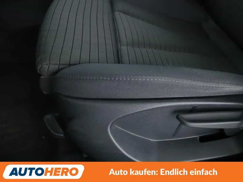 Audi A3 Limousine 35 TFSI S Line Sport *NAV*LED*TEMP* 05/2019-photo-26