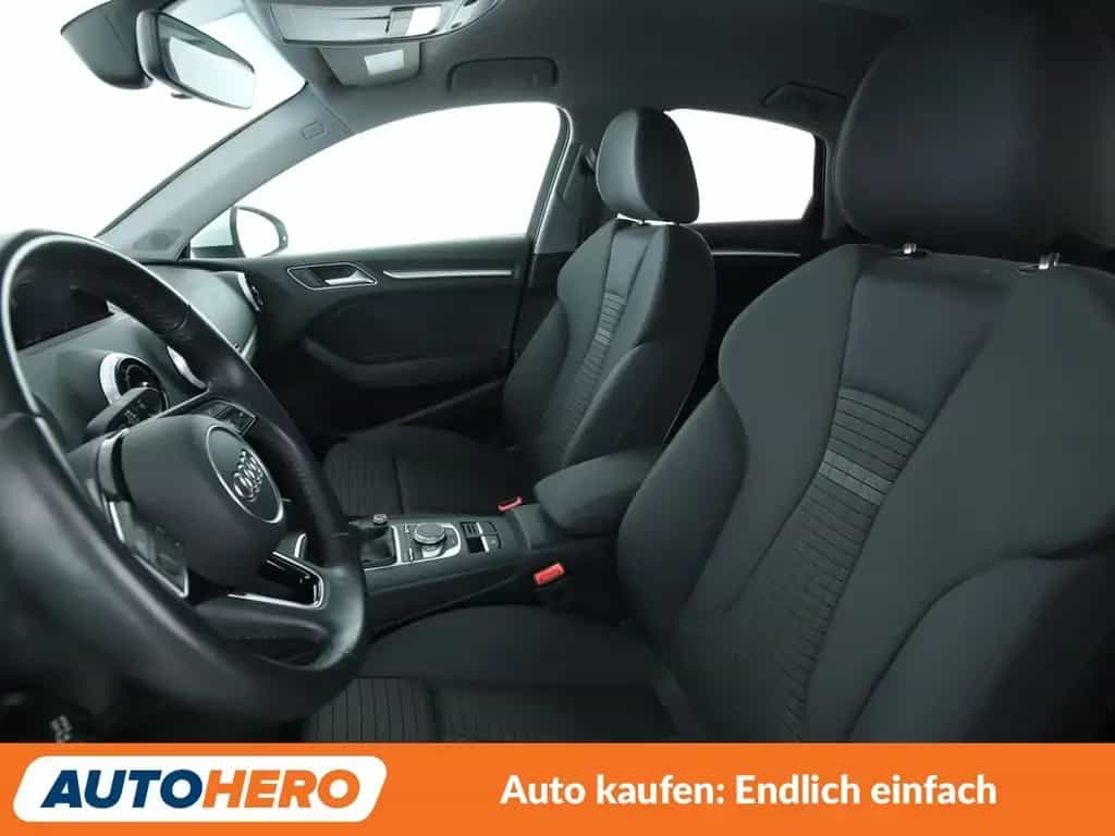 Audi A3 Limousine 35 TFSI S Line Sport *NAV*LED*TEMP* 05/2019-photo-9