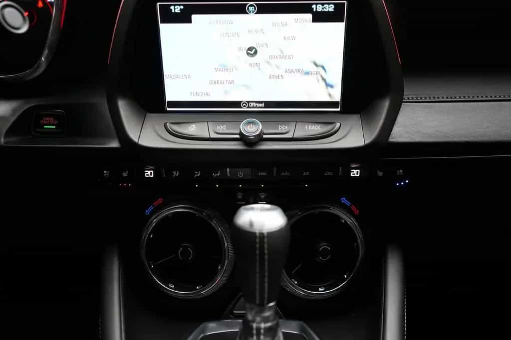 Chevrolet Camaro 6.2L V8 SS | HUD | XEN | Kamera | SH+SL 02/2019-photo-12