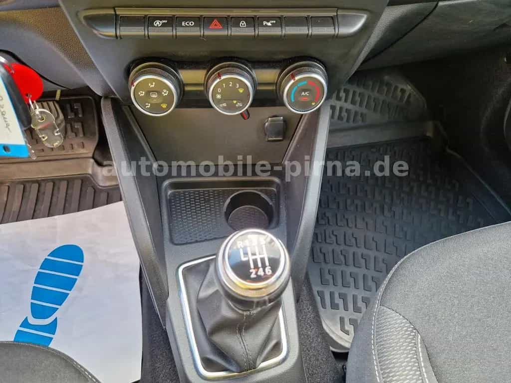 Dacia Duster II 1.3TCe 130 Comf. 2WD +NAVI/SHZ/CAM/AHK 04/2019-photo-10