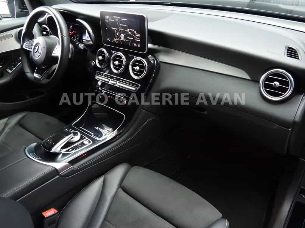 Mercedes-Benz GLC-Class 250 COUPE 4MATIC AMG-LINE 12/2018-photo-17