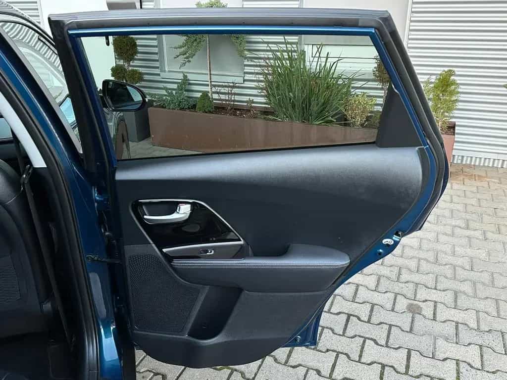 Kia Niro 1.6 GDI Hybrid Spirit*Autom.*Leder*Navi*LED 06/2017-photo-22