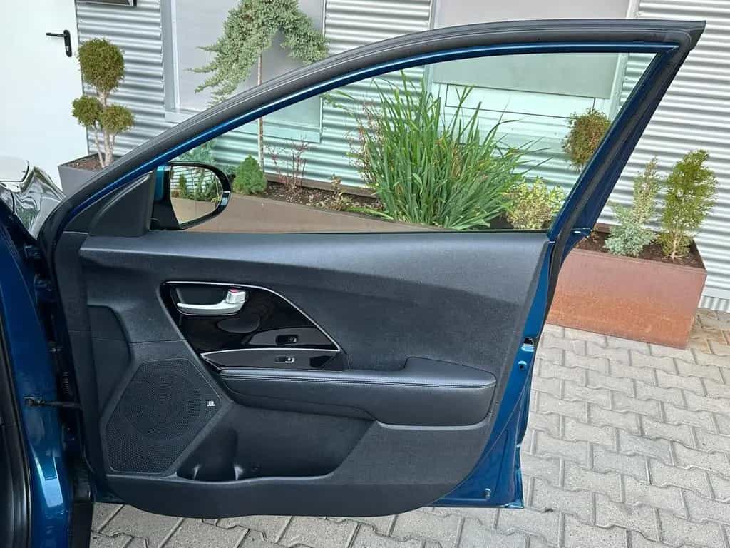 Kia Niro 1.6 GDI Hybrid Spirit*Autom.*Leder*Navi*LED 06/2017-photo-26
