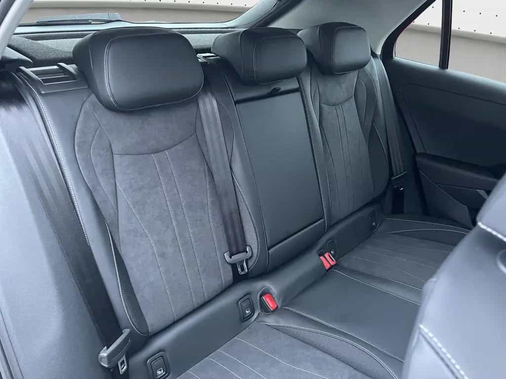 Volkswagen T-Roc 1.5 eTSI DSG Style AHK*IQ.DRIVE*NAV*SHZ null-photo-15