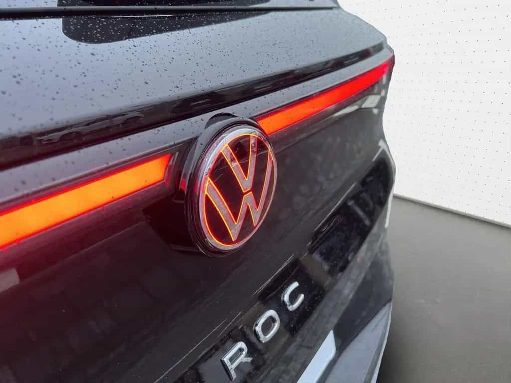 Volkswagen T-Roc 1.5 eTSI DSG Style AHK*IQ.DRIVE*NAV*SHZ null-photo-23