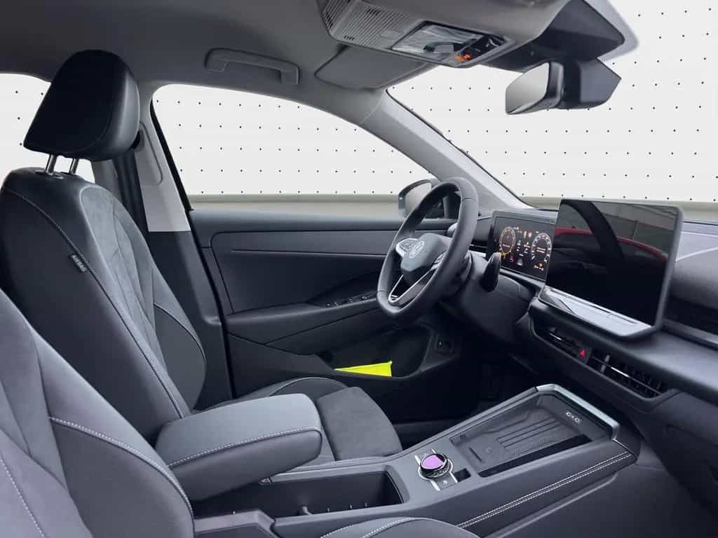 Volkswagen T-Roc 1.5 eTSI DSG Style AHK*IQ.DRIVE*NAV*SHZ null-photo-3
