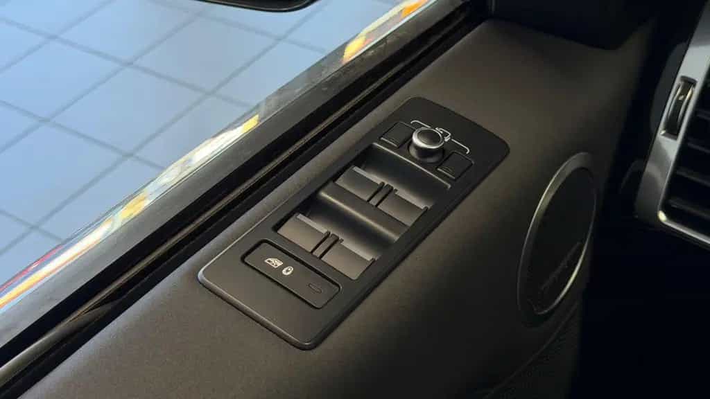 Land Rover Discovery 5 HSE 7-Sitzer/Pano/AHK/360/Memory/AWD 03/2019-photo-24
