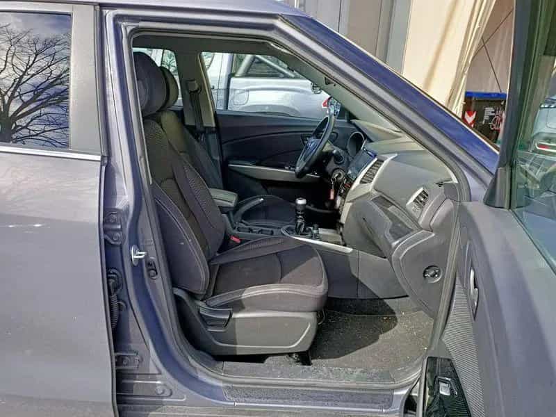 Ssangyong Tivoli SsangYong Tivoli 1.6 e-XDi Be Visual AWD my18 09/2018-photo-10