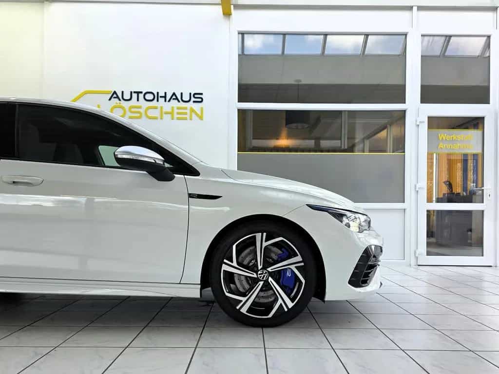 Volkswagen Golf VIII Limo R 4Motion Panorama Head-Up Kamera 10/2023-photo-2