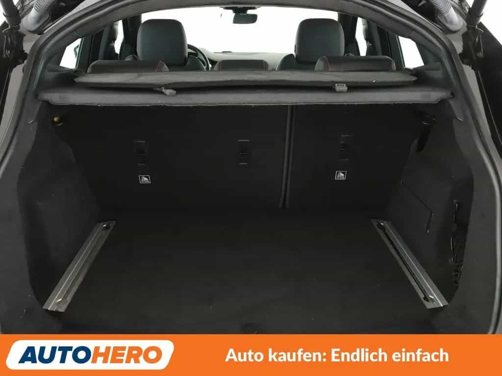 Jaguar E-Pace D180 First Edition AWD Aut.*NAVI*LED*ACC* 01/2018-photo-17