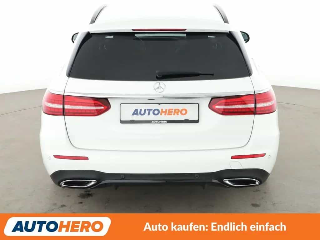 Mercedes-Benz E 200 E-Klasse E 200 T AMG Line Aut.*NAVI*TEMPO*LED* 01/2021-photo-4