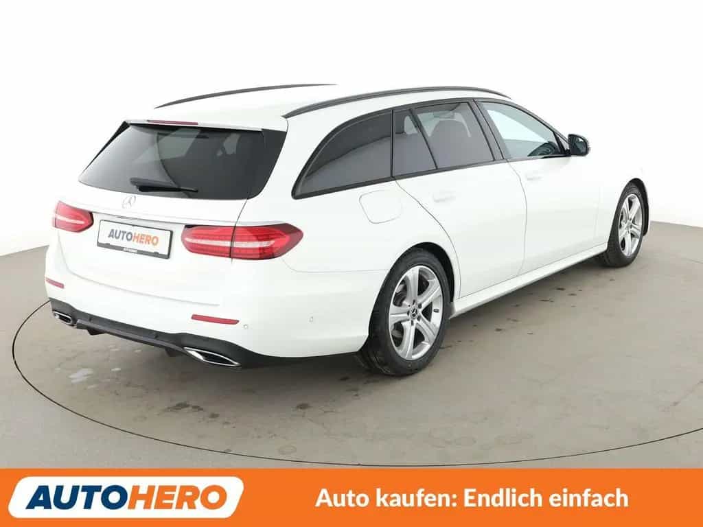 Mercedes-Benz E 200 E-Klasse E 200 T AMG Line Aut.*NAVI*TEMPO*LED* 01/2021-photo-5