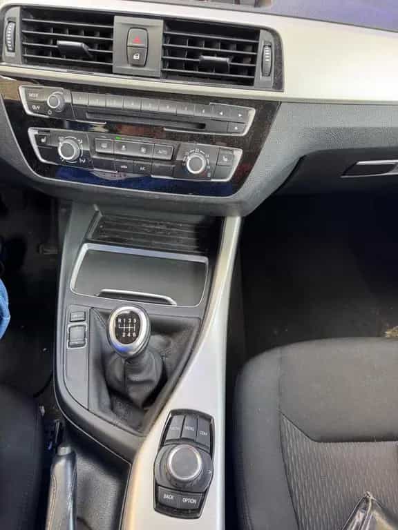 BMW 1 Series 118 iEdition M Sport Shadow 8-fach bereift 09/2018-photo-25