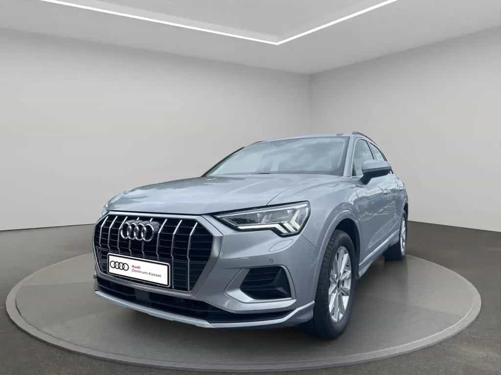 Audi Q3 35 TFSI Matrix Kamera Navi Carplay Alcantara 11/2020-photo-1