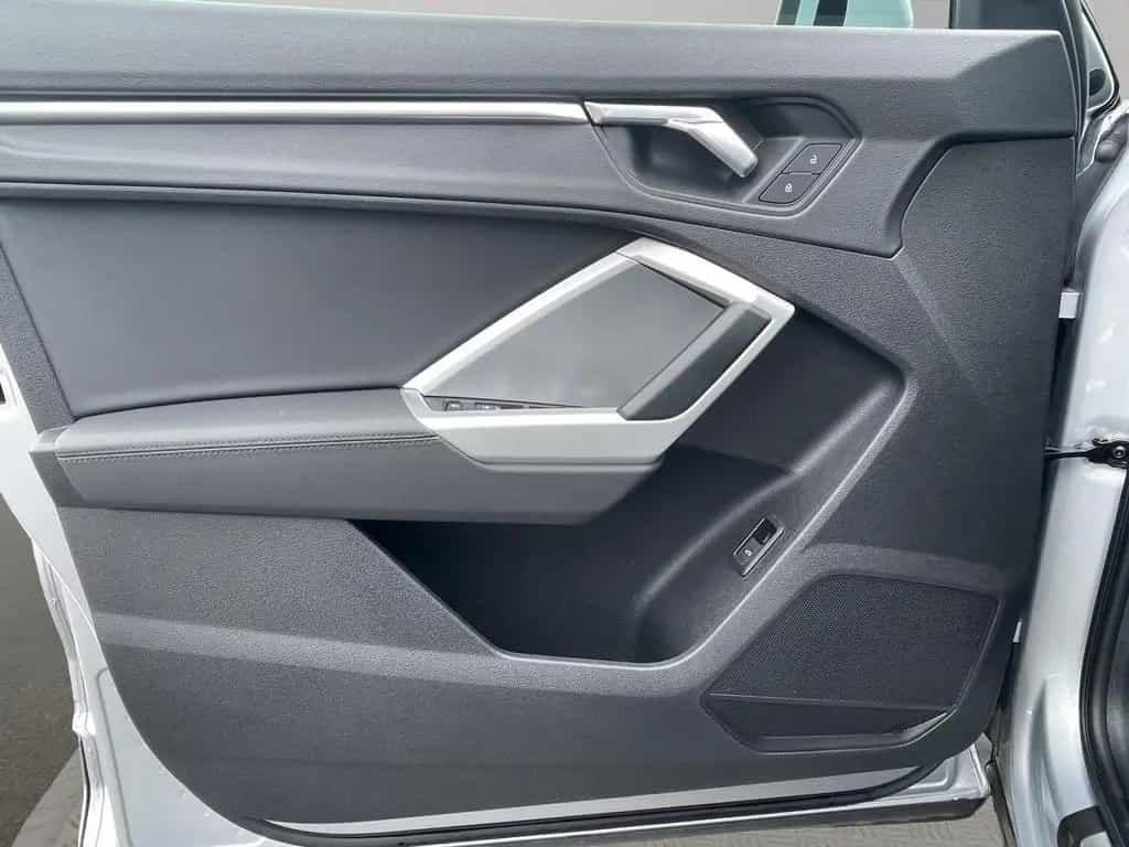 Audi Q3 35 TFSI Matrix Kamera Navi Carplay Alcantara 11/2020-photo-14