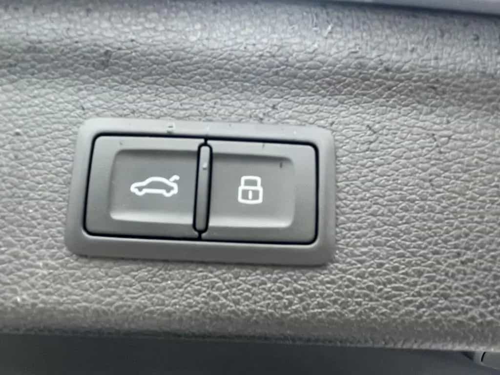 Audi Q3 35 TFSI Matrix Kamera Navi Carplay Alcantara 11/2020-photo-21