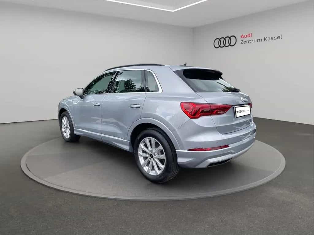 Audi Q3 35 TFSI Matrix Kamera Navi Carplay Alcantara 11/2020-photo-3