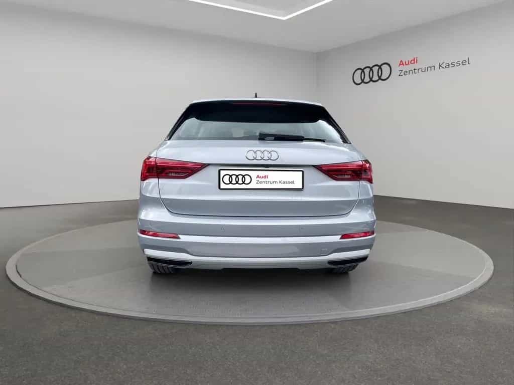 Audi Q3 35 TFSI Matrix Kamera Navi Carplay Alcantara 11/2020-photo-4