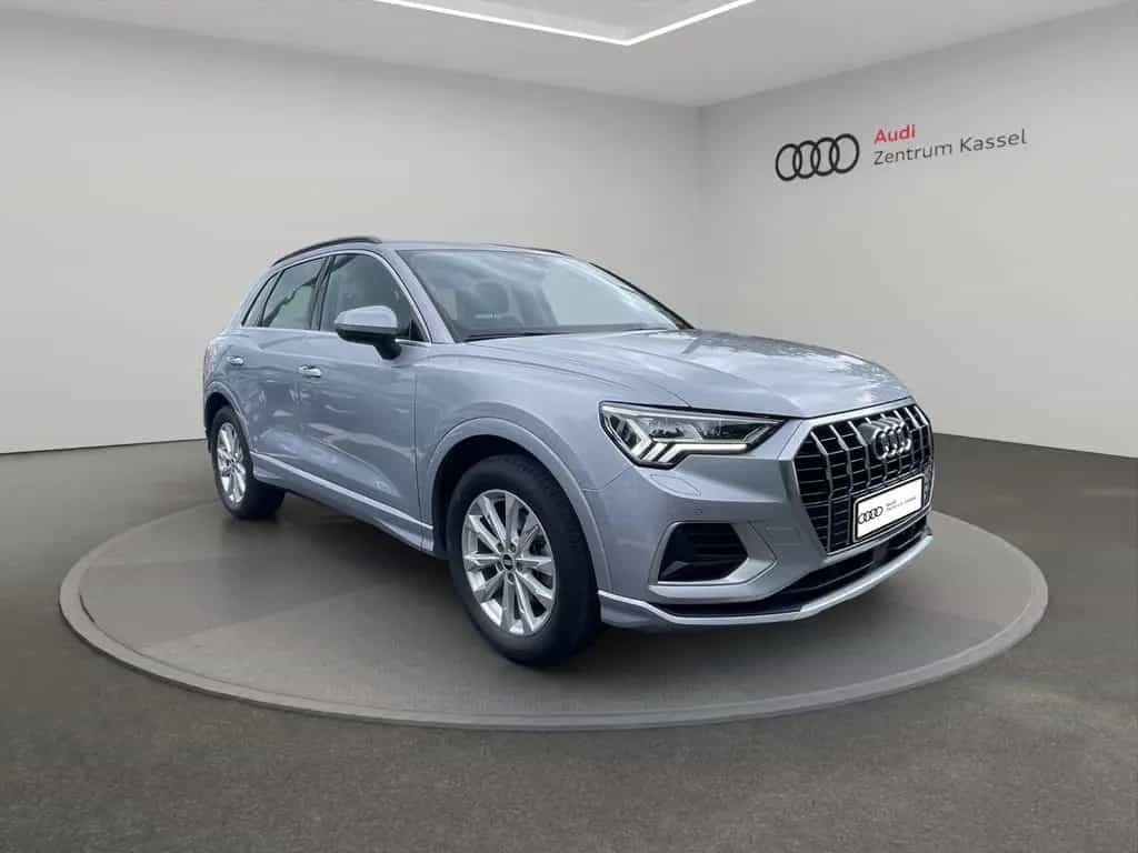 Audi Q3 35 TFSI Matrix Kamera Navi Carplay Alcantara 11/2020-photo-7