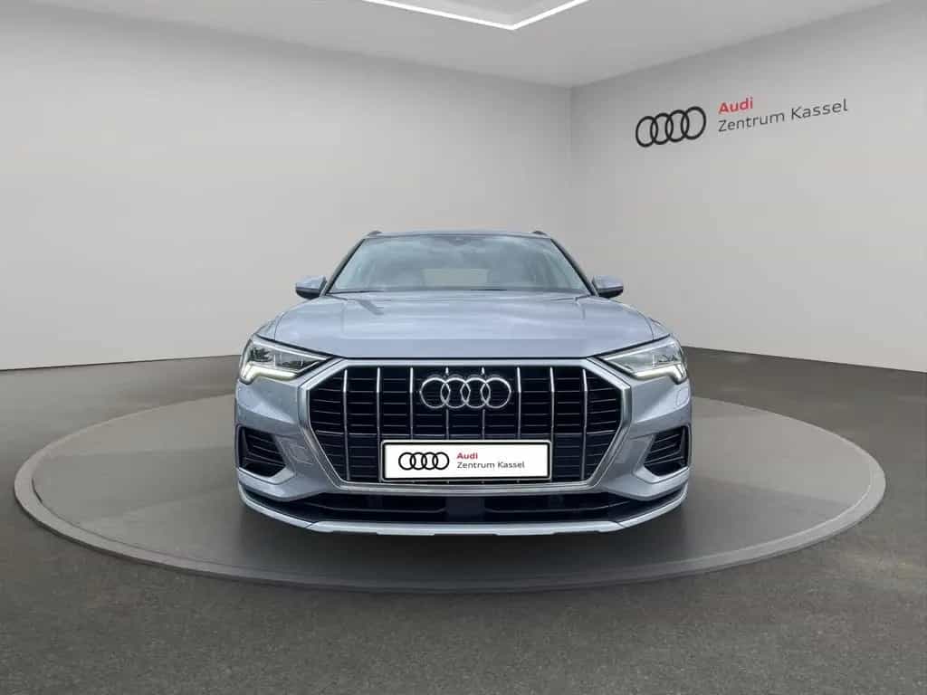 Audi Q3 35 TFSI Matrix Kamera Navi Carplay Alcantara 11/2020-photo-8