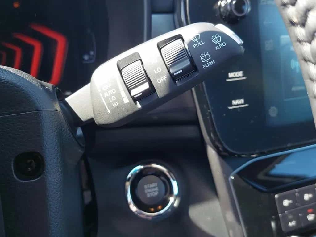 KGM Tivoli Nomad+ 1.5 MT NAVI/PDC/RFK/SHZ/ALU/DAB/ 04/2026-photo-17