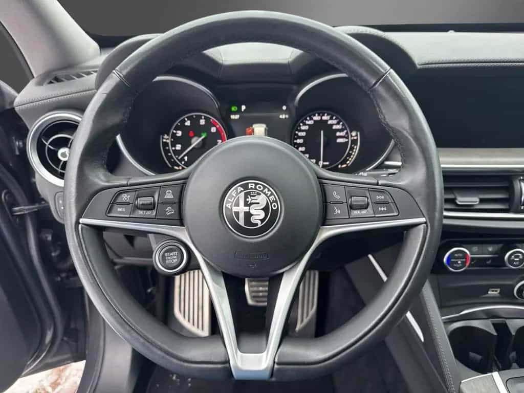 Alfa Romeo Stelvio Super Q4 -Panoramadach-Xenon-AHK- 07/2019-photo-13