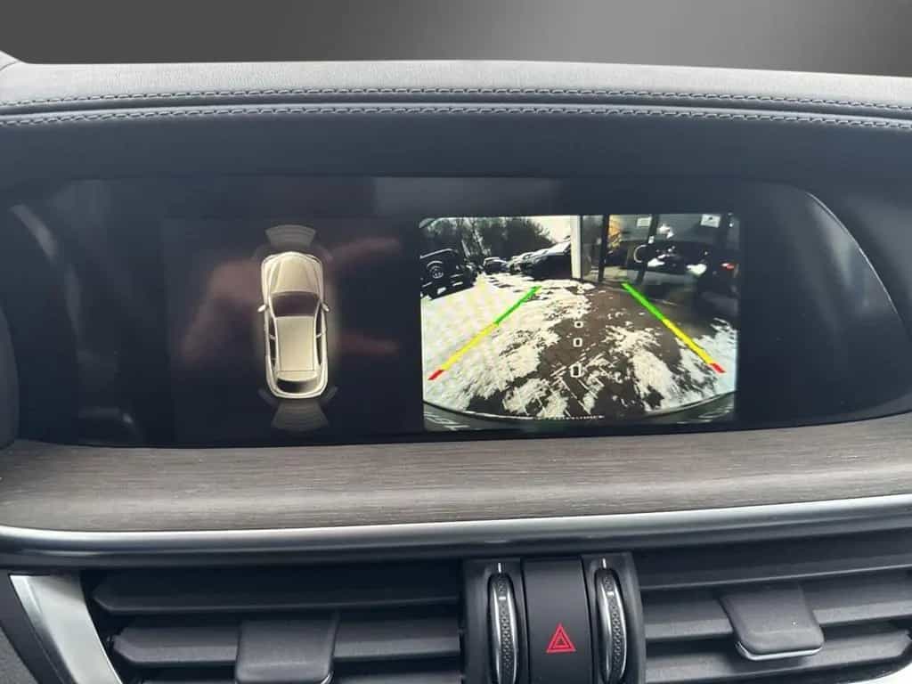 Alfa Romeo Stelvio Super Q4 -Panoramadach-Xenon-AHK- 07/2019-photo-19