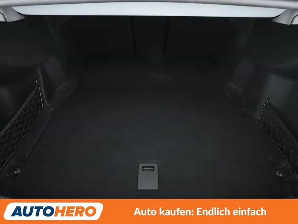 Mercedes-Benz C-Class 300 Avantgarde Aut.*LED*ACC*CAM*PDC*SHZ*KLIMA* 04/2019-photo-17