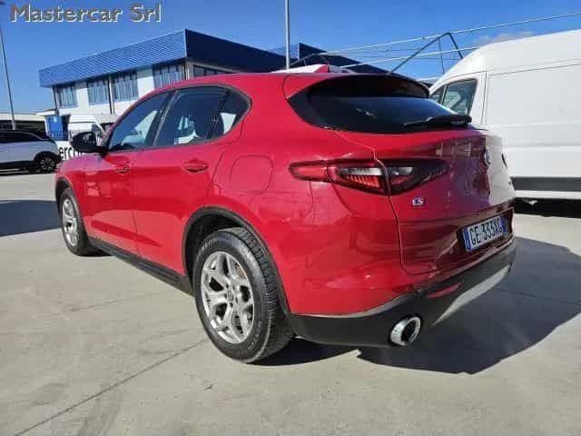 Alfa Romeo Stelvio ROMEO Stelvio 2.2 t Business Q4 190cv auto 03/2021-photo-4