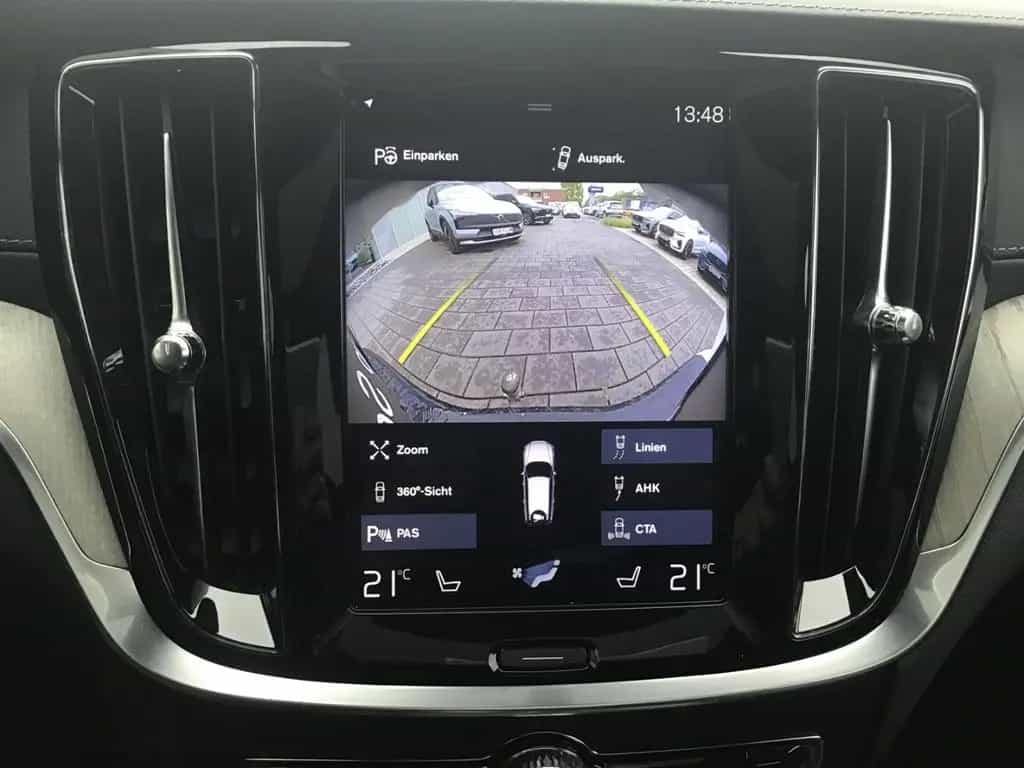 Volvo V60 T6 Inscription AWD PanoDach 360° Cam AHK 11/2019-photo-24