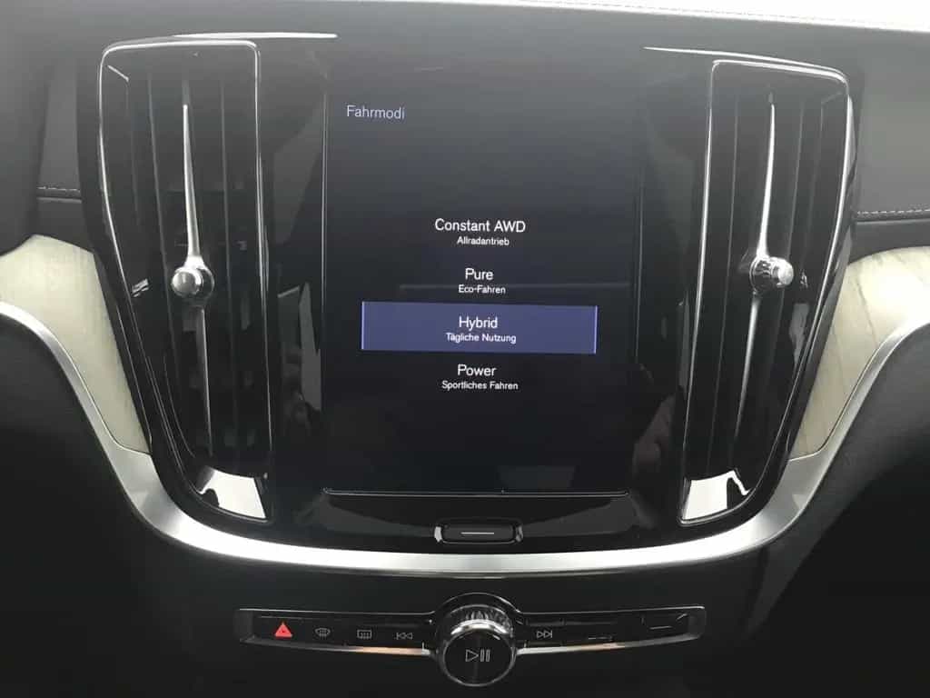 Volvo V60 T6 Inscription AWD PanoDach 360° Cam AHK 11/2019-photo-27