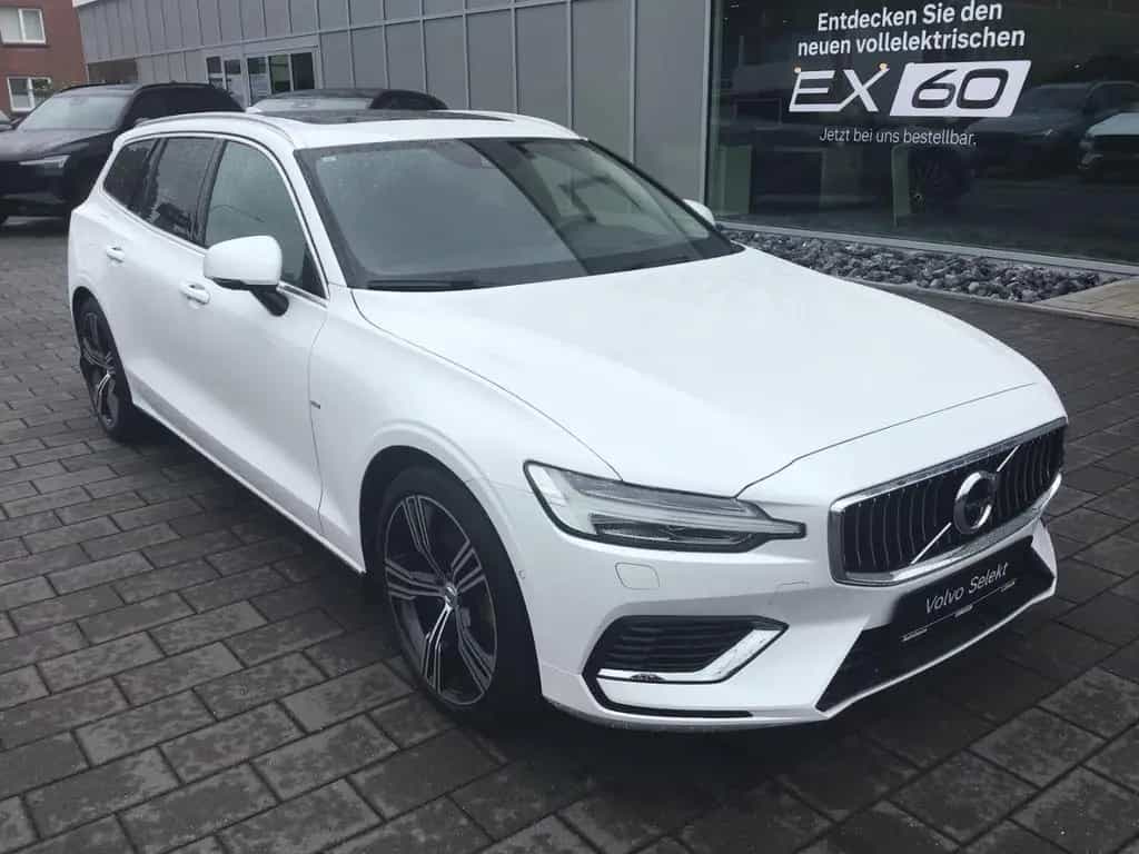 Volvo V60 T6 Inscription AWD PanoDach 360° Cam AHK 11/2019-photo-3