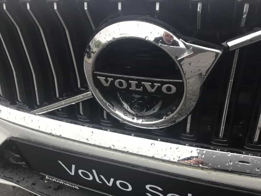 Volvo V60 T6 Inscription AWD PanoDach 360° Cam AHK 11/2019-photo-4